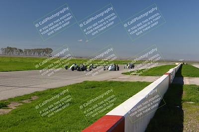 media/Feb-25-2024-CalClub SCCA (Sun) [[3c767ec4f8]]/Group 3/Race (Start Finish)/